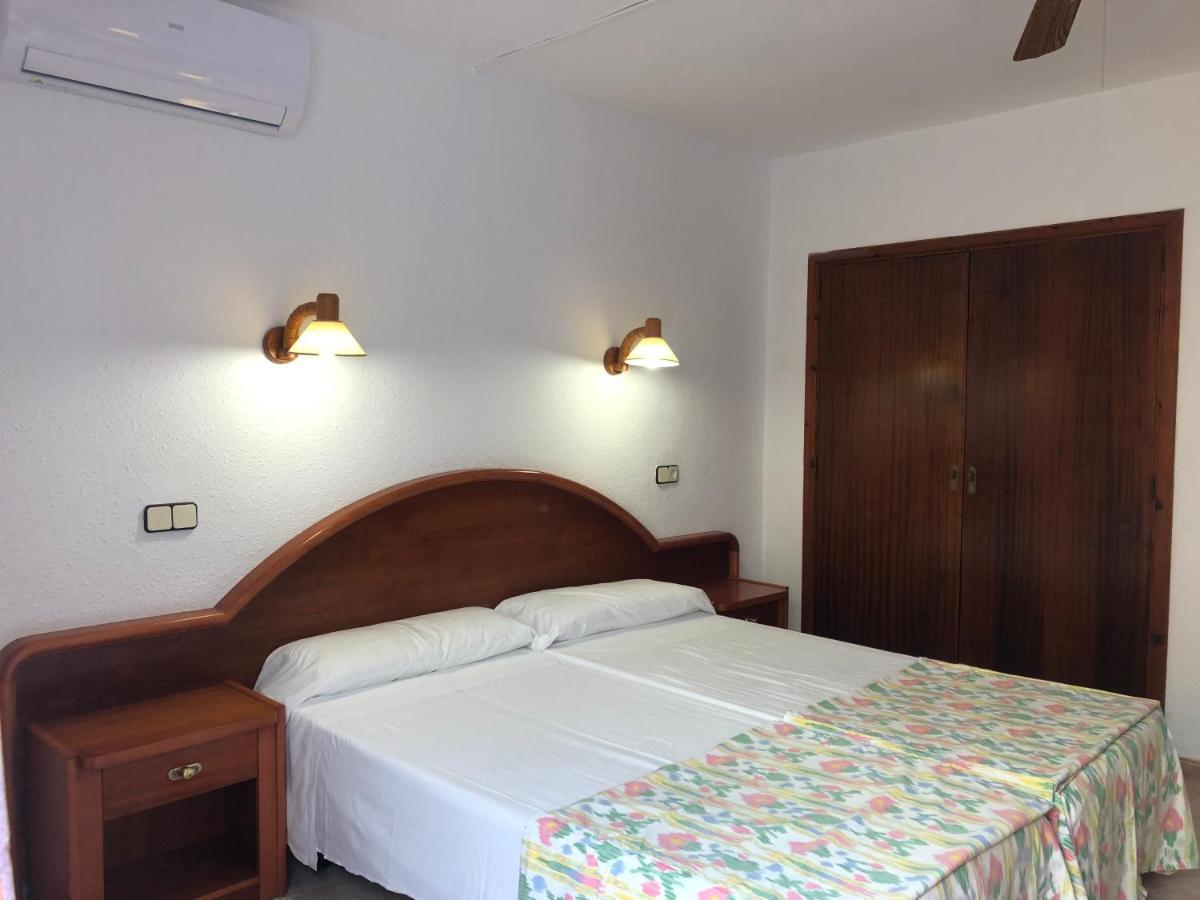 Hostal de la Caravel-la ll Cala D´Or Exterior foto